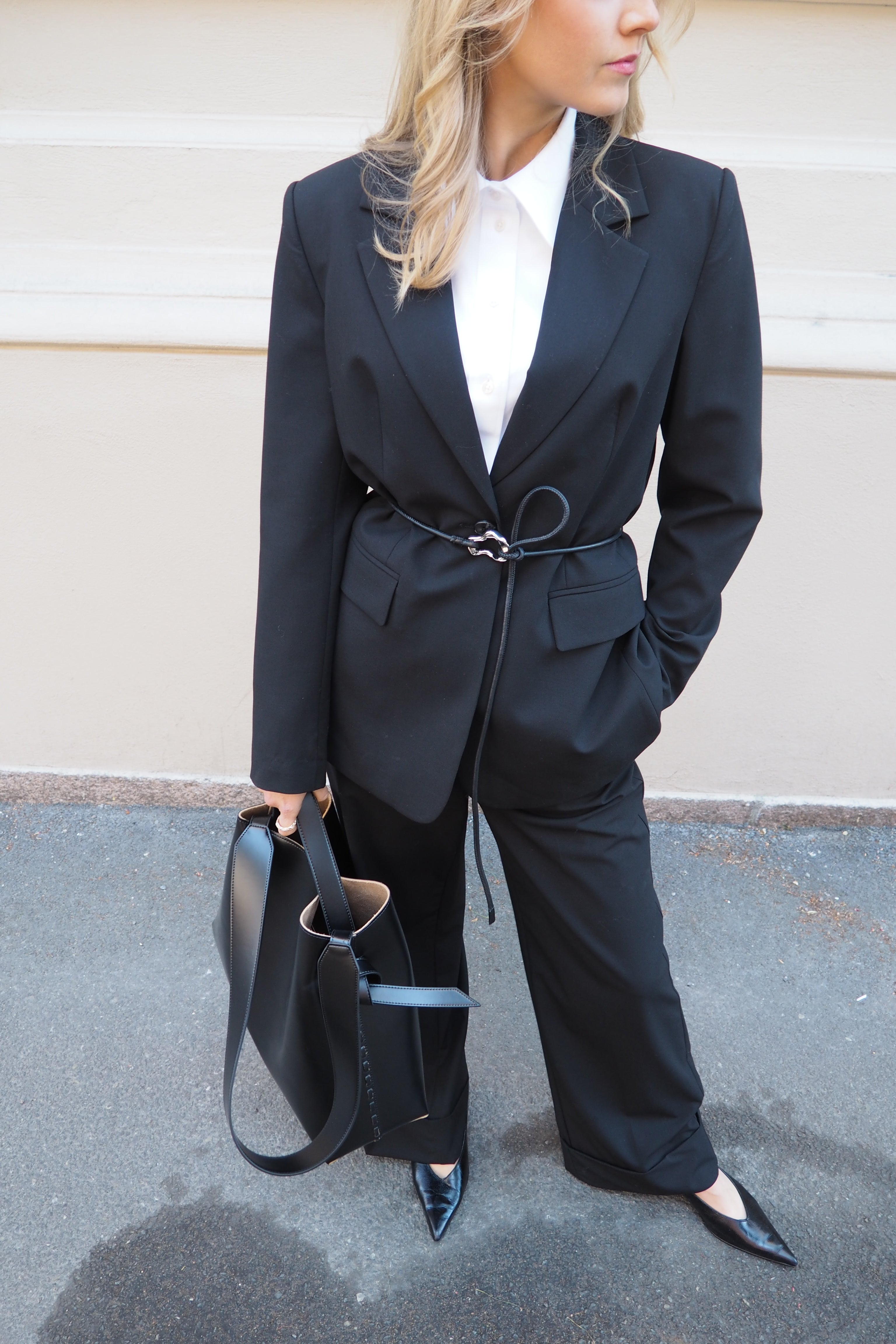 Fitted Aila Blazer - Sort/ Black